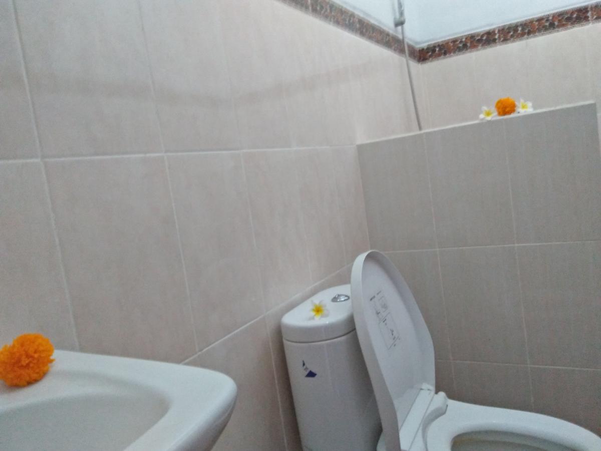Tira Amed Homestay ภายนอก รูปภาพ