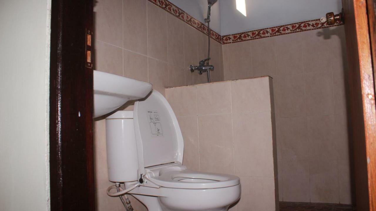 Tira Amed Homestay ภายนอก รูปภาพ